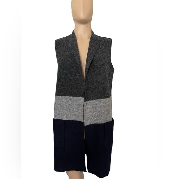 Tahari Long Gray Sleeveless Vest Wool Blend Pockets Size Large - Picture 1 of 10